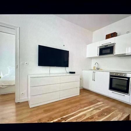 Cute One Bedroom In Le Marais Paris Exterior foto